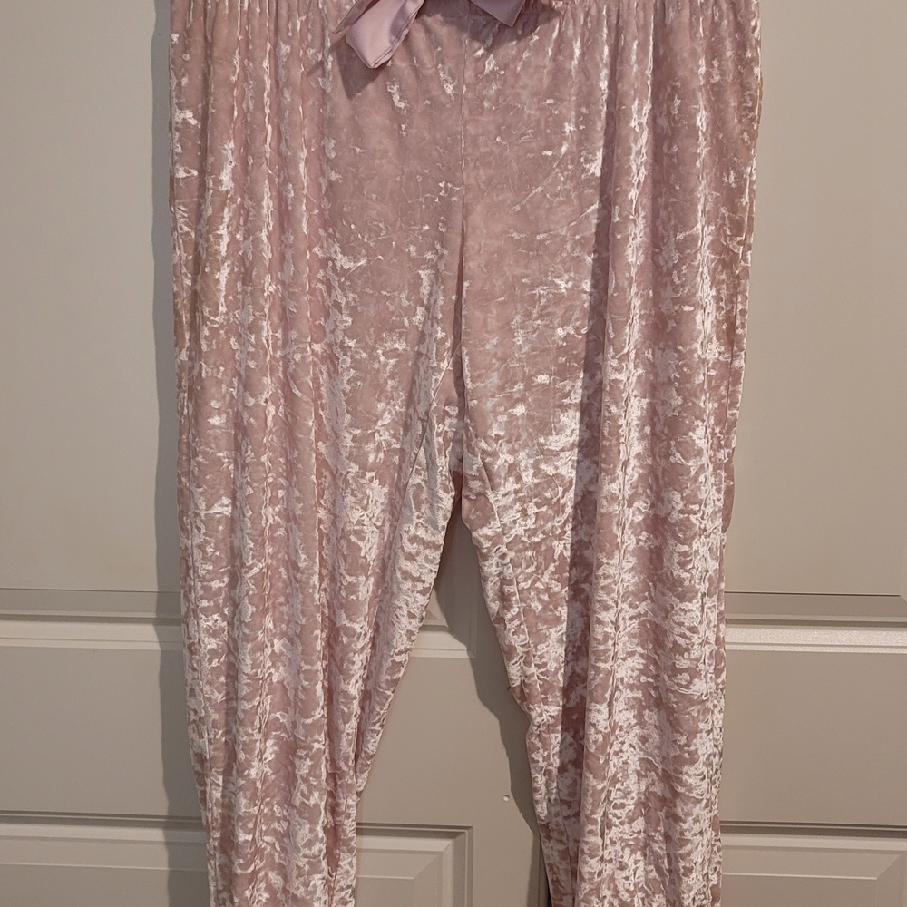 Victoria's Secret Blush Pink Crushed Velvet Lounge Pants